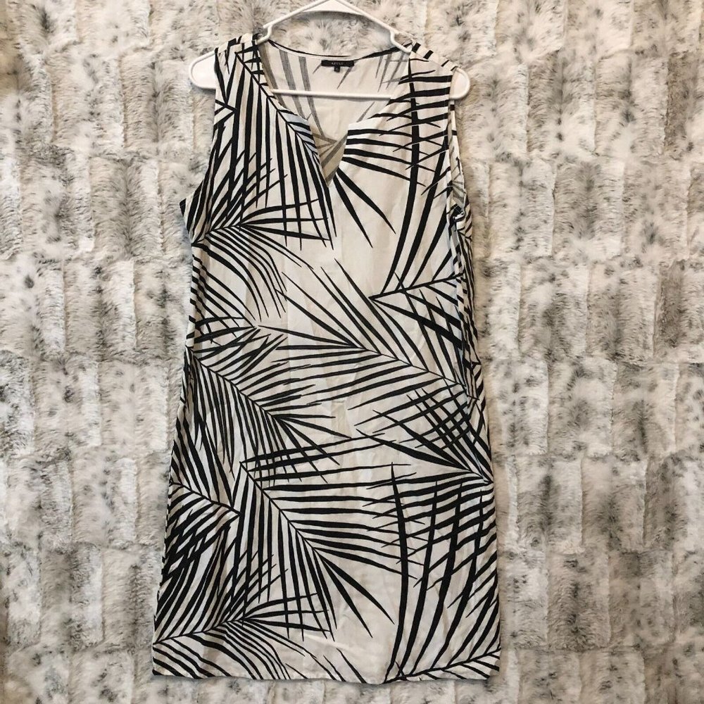 Anthropologie Azulu Womens Size XL, V-Neck Floral Midi Dress White Black
